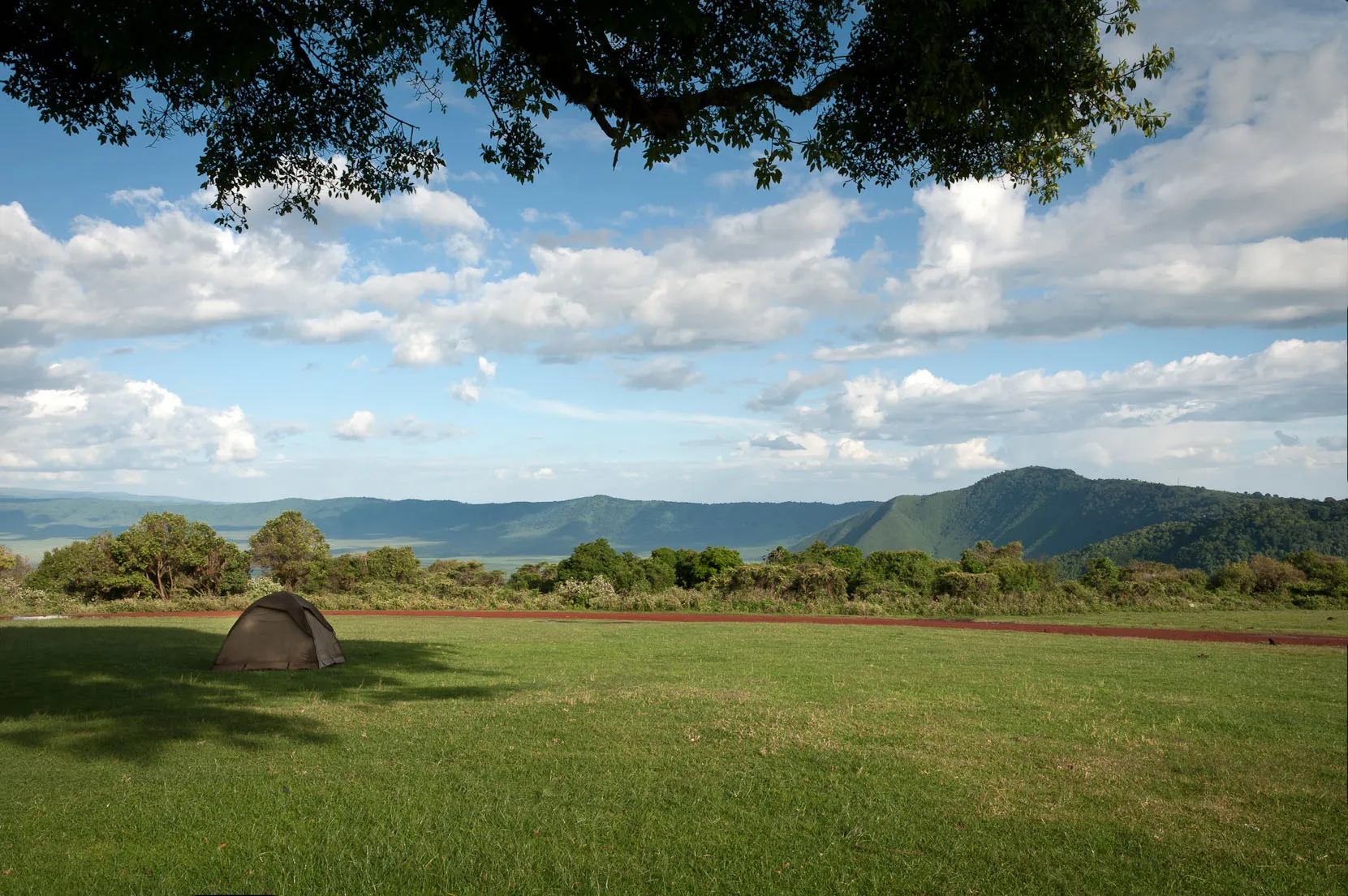 5-Day Budget Safari: Tarangire · Serengeti · Ngorongoro